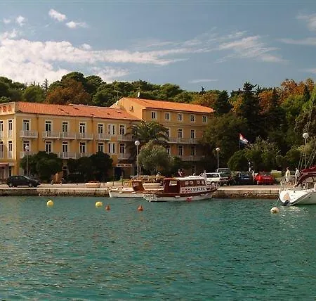 Istra 3*