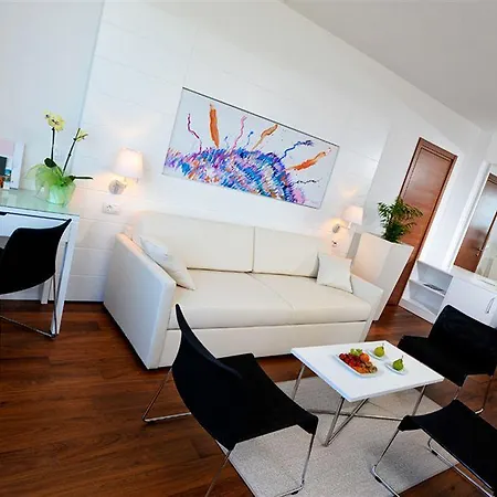 Istra 3*